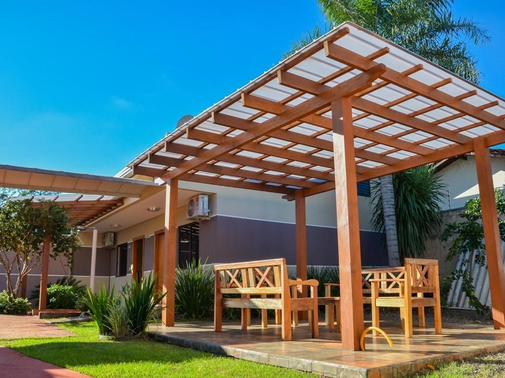 Nanai Acomodação com café da manhã  2*